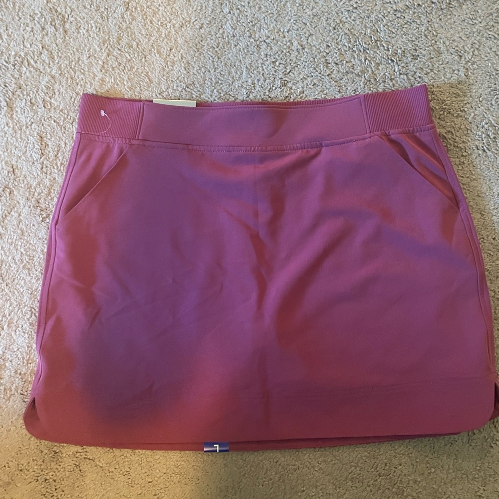 32 Degrees athletic skirt